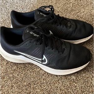 Nike mens sneakers